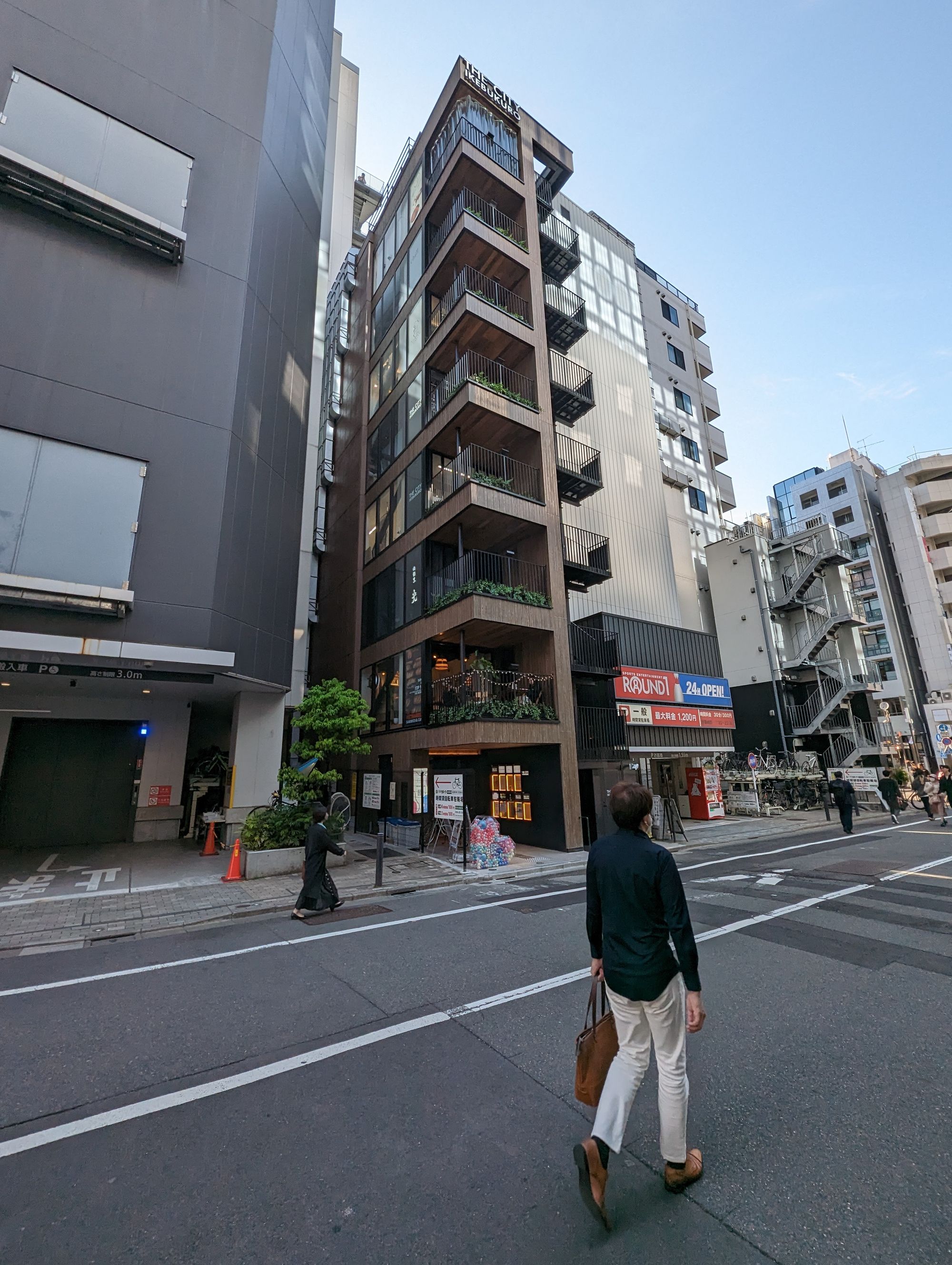 Day 20 - Gotokuji, Shimo Kitazawa, Ikebukuro & Shinjuku
