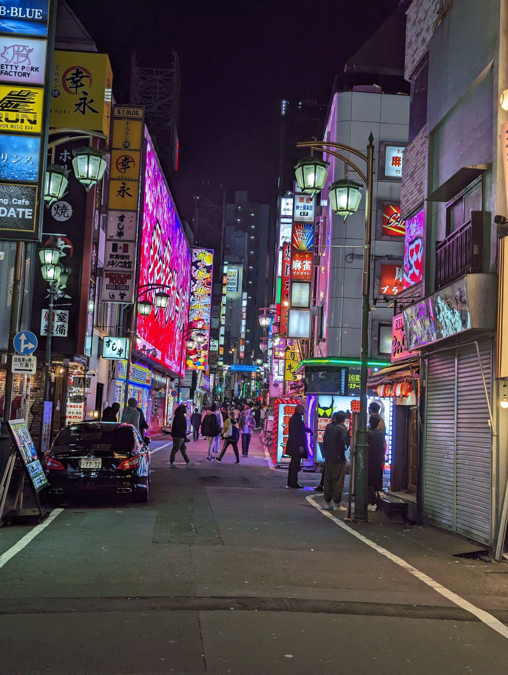 Day 20 - Gotokuji, Shimo Kitazawa, Ikebukuro & Shinjuku